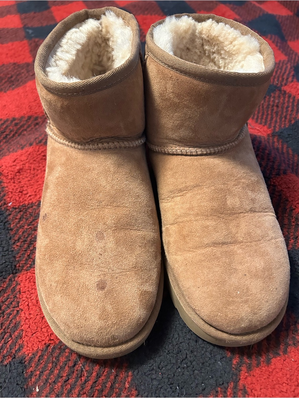UGG Women's Short Suede Shearling Boots - Chestnut